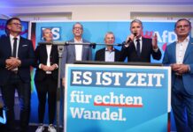 Auf der Wahlparty der AfD wurde auch das sogenannte Abschiebelied gesungen. (Archivbild)