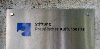 Der jüdische Kunsthändler Franz Zatzenstein-Matthiesen floh vor den Nazis in die Schweiz. Die Stiftung Preußischer Kulturbesitz hat nun Gemälde an die Nachfahren zurückgegeben. (Symbolbild)