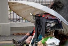 Um die 100 Obdachlose leben in Potsdam. (Archivbild)