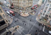 Die Grünen in Berlin machen sich dafür stark, das bisherige Ampelkonzept am Checkpoint Charlie zu erhalten. 