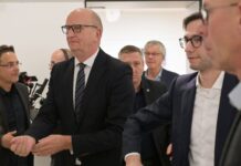 Die SPD will bei Regionalkonferenzen mit ihren Mitgliedern über den Koalitionsvertrag mit dem BSW diskutieren. (Archivbild) 