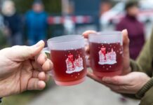 Was ist im Glühwein enthalten? Nur bei rund der Hälfte der Glühweine im Handel wird das kenntlich gemacht. (Archivbild)