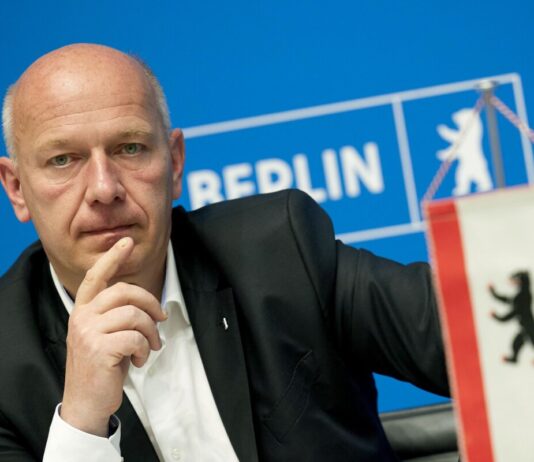 Wegner will Neuwahl im Bund (Archivbild) 