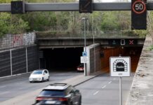 Für Lastwagen bleibt der Tiergartentunnel in Südrichtung bis auf Weiteres gesperrt. (Archivbild)