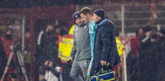 Bochums Keeper Drewes muss in Berlin vom Feld