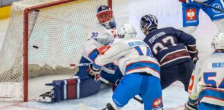 Die Eisbären Berlin hoffen im Rückspiel gegen den Schweizer Meister ZSC Lions auf weitere Tore.