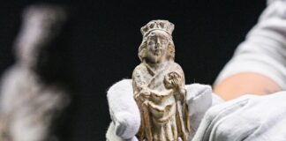 Die Figur der Heiligen Katharina habe nahezu unversehrt geborgen werden können.