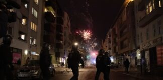 Polizei bittet Eltern vor Silvester erneut um Unterstützung. (Archivbild) 