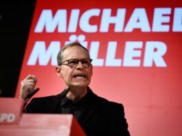 Der Berliner SPD-Bundestagsabgeordnete und ehemalige Regierende Bürgermeister Michael Müller sieht die Landes-SPD auf keinem guten Weg. (Archivbild) 