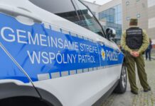 Länderübergreifende Streifen: Die Polizei baut die deutsch-polnische Zusammenarbeit mit einer neuen Dienststelle in Tuplice (Polen) nahe dem brandenburgischen Forst aus. (Archivbild)