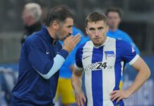 Hertha-Trainer Cristian Fiél setzt weiter auf Jonjoe Kenny. 