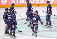 Die Eisbären Berlin kassieren im Spitzenspiel gegen Bremerhaven eine knappe Niederlage.