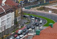 In Berlin gibt es viel Autoverkehr und viel Staus. (Archivbild)