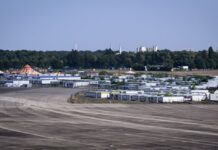 Für Flüchtlinge sollen neue Containerwohnungen gebaut werden. (Archivbild)