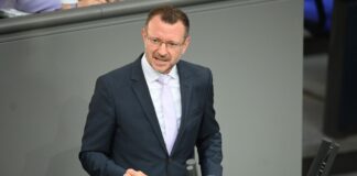 CDU-Kandidat Jan-Marco Luczak liegt in seinem Wahlkreis bei den Erststimmen knapp hinten. (Archivfoto)