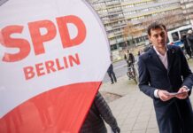 Martin Hikel, Vorsitzender der SPD in Berlin, fordert nach der Bundestagswahl eine Erneuerung der Partei. (Archivbild)