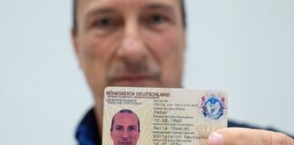 Peter Fitzek ist nun auch in Untersuchungshaft. (Archivbild)