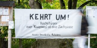 Protest gegen «Reichsbürger»: Eine Bürgerinitiative im kleinen Dorf Rutenberg in der Uckermark stemmte sich gegen eine Ansiedlung des «Königreichs Deutschland».(Archivbild)