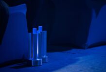 Zwei der begehrten Trophäen beim Deutschen Computerspielpreis. (Archivbild)