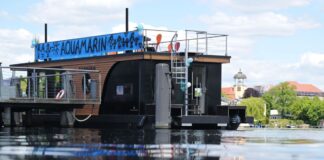 In Potsdam legt ab kommender Woche ein Hausboot für die psychische Behandlung von Kindern ab.