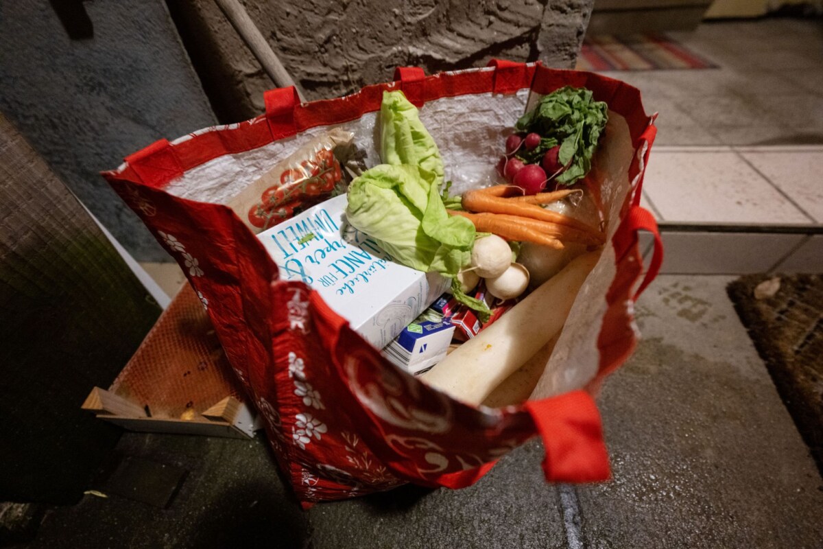 Maßnahmen gegen Lebensmittelverschwendung Berlin kämpft gegen bürokratische Hürden, um mehr Lebensmittelspenden zu ermöglichen. (Symbolbild)