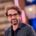 Schauspieler Oliver Wnuk blickt seit einem Einbruch bei ihm anders auf materielle Dinge. (Archivbild)