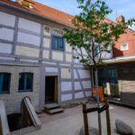 Das frisch sanierte Fachwerkhaus in Beeskow soll den Nachlass des Schriftstellers Günter de Bruyn beherbergen. Es ist Sitz der nach dem Autor benannten Stiftung.