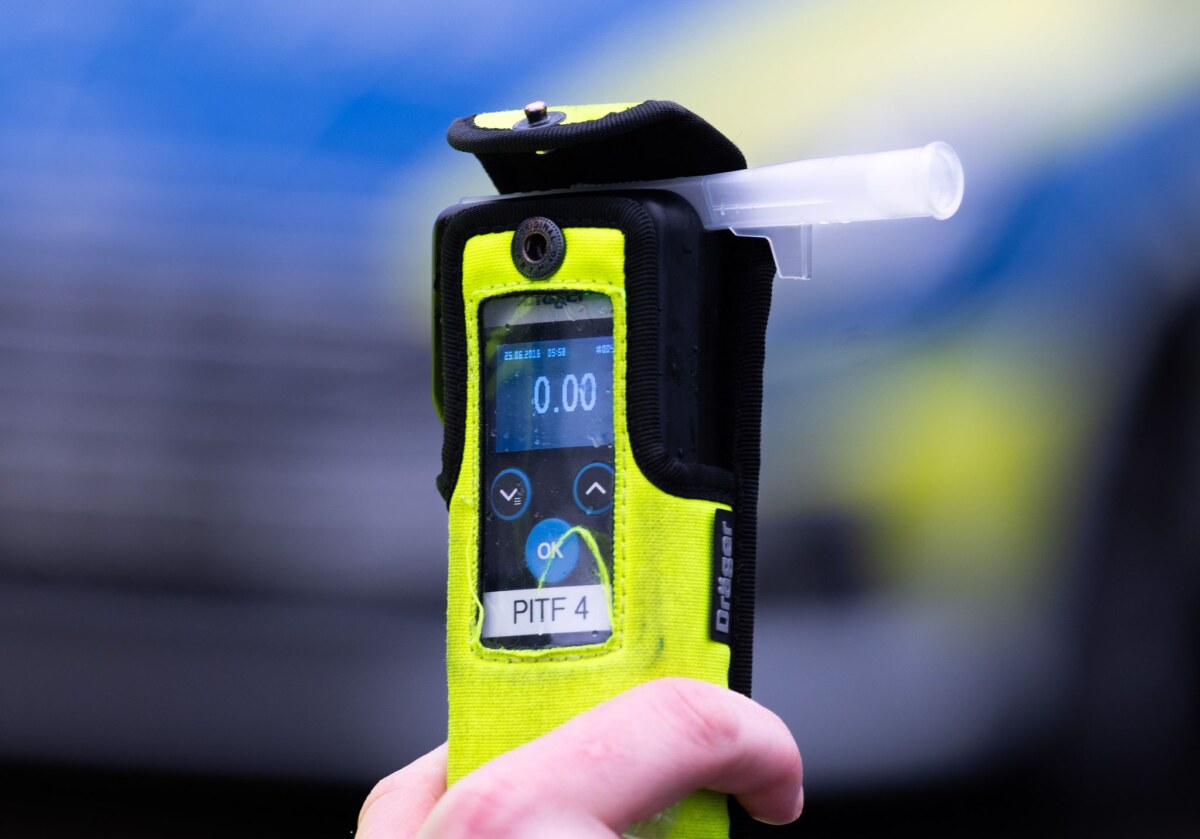 Verkehrskontrolle Am Himmelfahrtstag kontrollierte die Polizei den Alkoholwert. Wegen Schlägereien Betrunkener griffen die Einsatzkräfte ein. (Symbolbild)