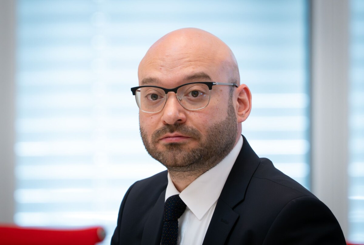 Rene Wilke ist neuer Brandenburger Innenminister Nach den Querelen um den Verfassungsschutz in Brandenburg sieht der neue Innenminister Regelungsbedarf.
