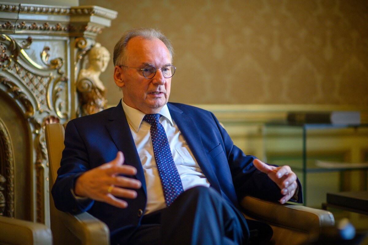 Reiner Haseloff Reiner Haseloff: «Wir haben ein wiedervereinigtes Deutschland. Aber die Vereinigung ist noch nicht beendet.» (Archivbild)