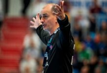 Trainer Emir Kurtagic sieht die nächste Niederlage seiner Potsdamer Handballer. 