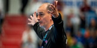 Trainer Emir Kurtagic sieht die nächste Niederlage seiner Potsdamer Handballer. 