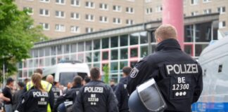 Zahlreiche Polizisten waren im Einsatz. 
