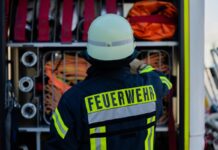 Die Berliner Feuewehr musste in einem Gebäuder der Technischen Universität einen Brand löschen. (Symbolbild)