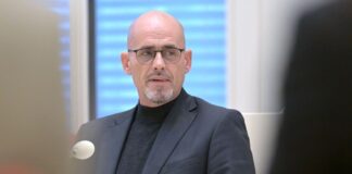 BSW-Fraktionschef Niels-Olaf Lüders fehlen die Gründe bei der Einstufung der AfD im Bund als gesichert rechtsextremistisch. (Archivfoto)
