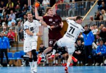 Potsdams Dustin Kraus beim Wurfversuch