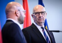 Dietmar Woidke hat seinen neuen Innenminister, René Wilke, vorgestellt.