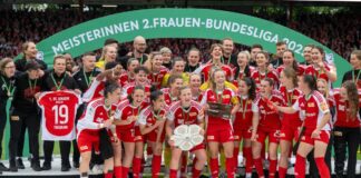 Zum Aufstieg gab es für Union Berlin noch die Meisterschale dazu.