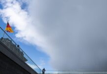 An Christi Himmelfahrt ist es in Berlin und Brandenburg bewölkt. Am Wochenende werden höhere Temperaturen aber auch Unwetter erwartet. (Archivbild) 