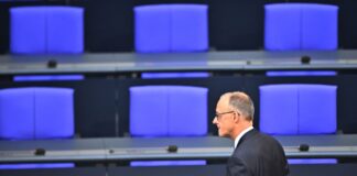 Im ersten Wahlgang fiel Friedrich Merz (CDU) bei der Wahl des Bundeskanzlers im Bundestag durch. 