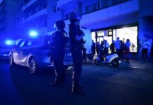 Zwei Menschen sind bei Schüssen in Kreuzberg verletzt worden.