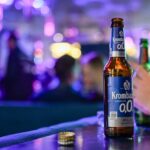 Alkoholfreies Bier liegt ohnehin im Trend, Partys ohne Alkohol passen dazu. (Symbolbild)