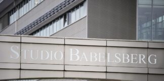 Man beobachte die Lage, heißt es aus dem Filmstudio Babelsberg. (Archivbild)