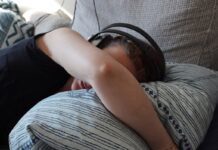 ME/CFS ist eine komplexe Erkrankung, die unter anderem von bleierner körperlicher Schwäche und äußerst geringer Belastbarkeit geprägt ist (Archivbild).