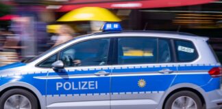 Zwei junge Menschen wurden bei einem Unfall in Berlin verletzt. (Symbolbild)