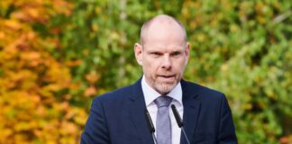 Der Historiker Axel Drecoll sieht in der Erinnerungsarbeit einen wichtigen Beitrag zur Wahrung der Demokratie heute. (Archivbild)