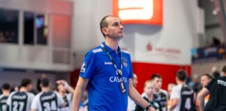 Potsdams Trainer Emir Kurtagic ärgert sich über eine weitere Heimniederlage.