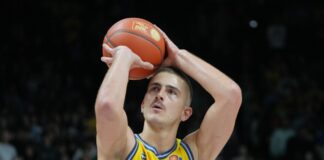 Tim Schneider verlässt nach 14 Jahren Alba Berlin.
