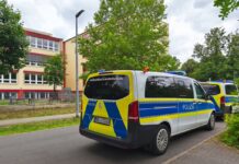 Nach Angaben der Polizei soll zuvor eine Schülerin (14) das Gas in der Pause im Haupttreppenflur versprüht haben. 