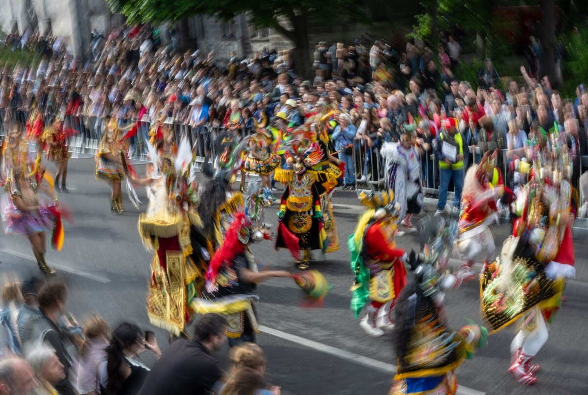 Parade zum Karneval der Kulturen Die Veranstalter erwarten auch in diesem Jahr Tausende Besucher beim Karneval der Kulturen.